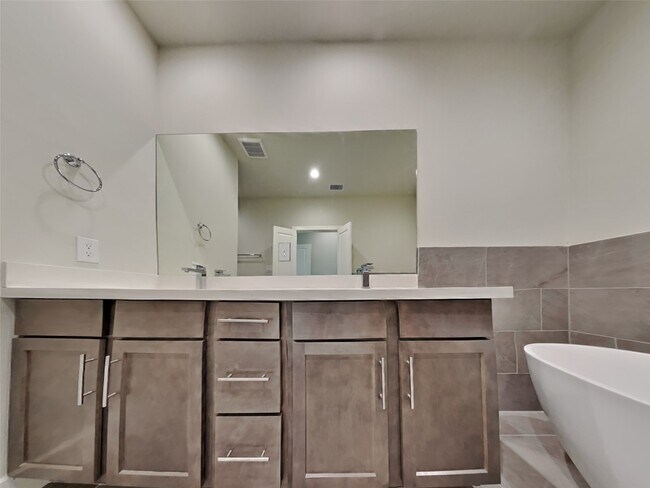 Building Photo - 5714 Turner Quinn Wy