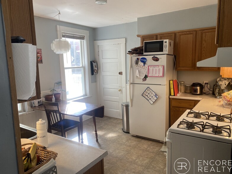 Building Photo - 2 Imrie Rd