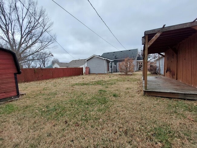 Building Photo - 2001 Highland Ave