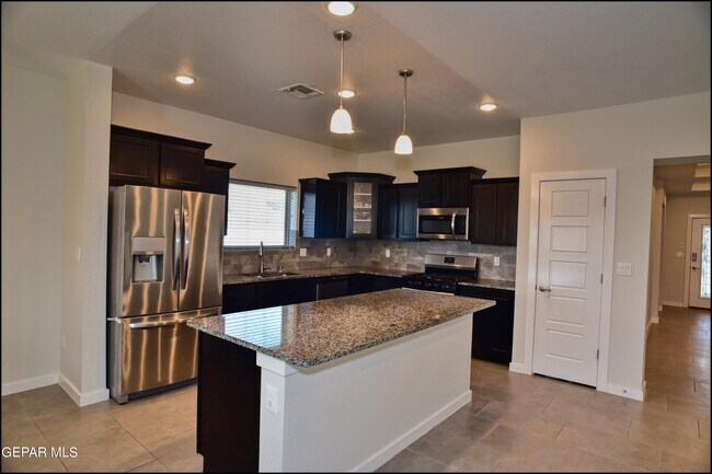 Building Photo - 6980 White Mesquite Wy