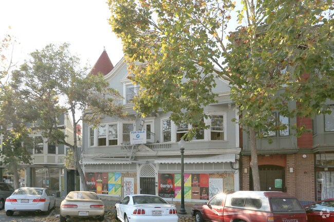 Building Photo - 3228 Adeline St