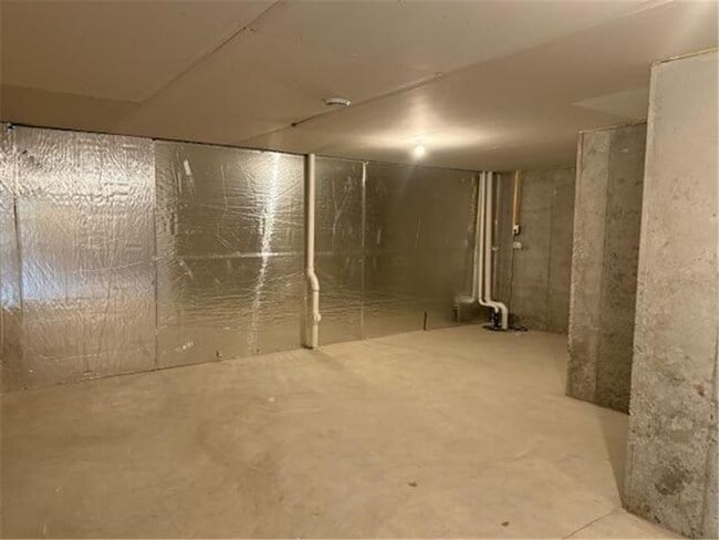 Building Photo - 5444 Welter Wy
