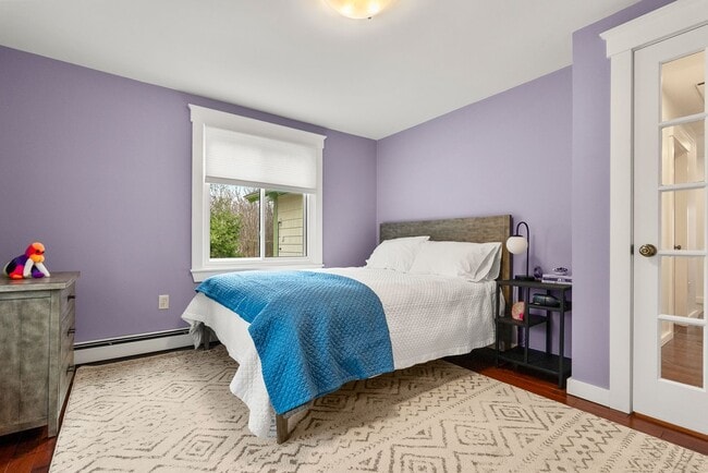 Building Photo - Year-round 3-Bedroom Home in Rockport