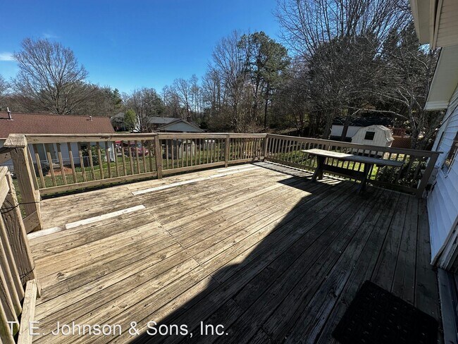 Building Photo - 4 br, 2 bath House - 1245 Jonestown Road