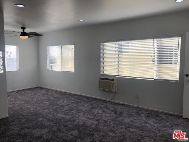 Building Photo - 744 Pier Ave