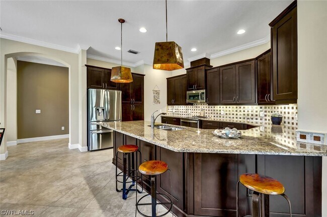 Building Photo - 9147 Isla Bella Cir