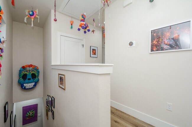 Building Photo - 1504 Evelyn St