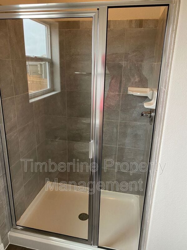 Building Photo - 874 Grissom Dr.