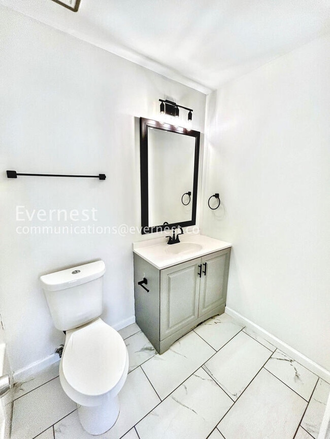 Building Photo - 526 Granite Ridge Pl