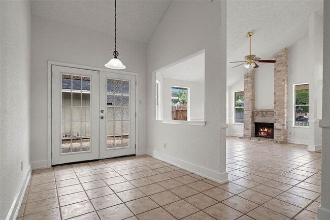 Building Photo - 23419 Prairie Bird Dr