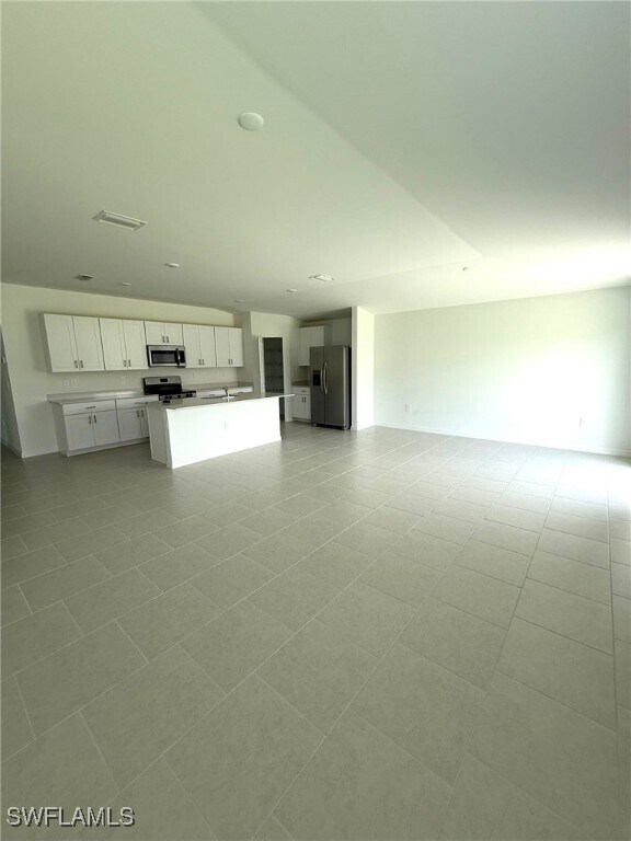 Building Photo - 17610 Paradiso Wy