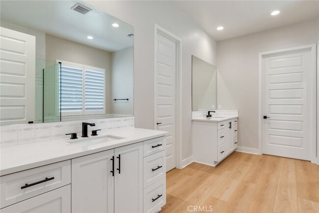 Building Photo - 6548 Canyon Oaks Dr