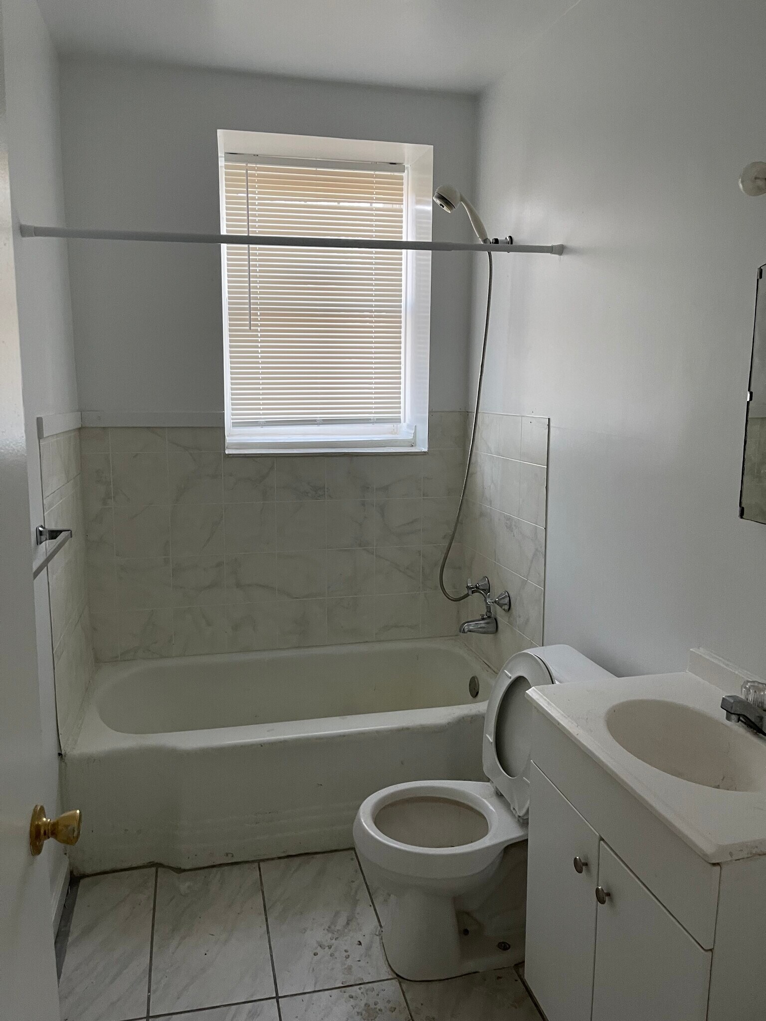 Bathroom - 5300 Mitchell St