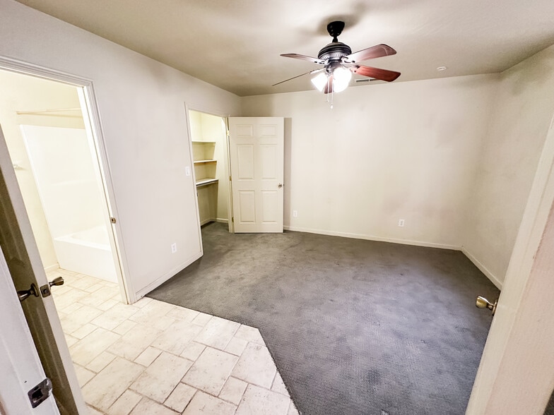 Building Photo - 29 E 300 N