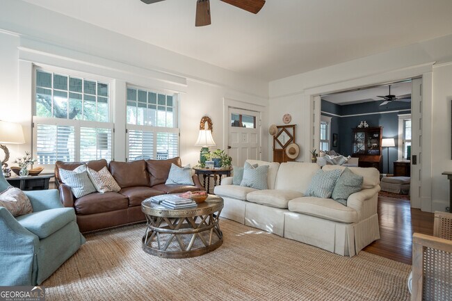 Building Photo - 290 Milledge Cir