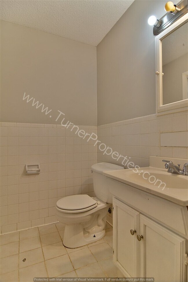 Building Photo - 4000 Williamsburg Dr, Columbia, SC 29203