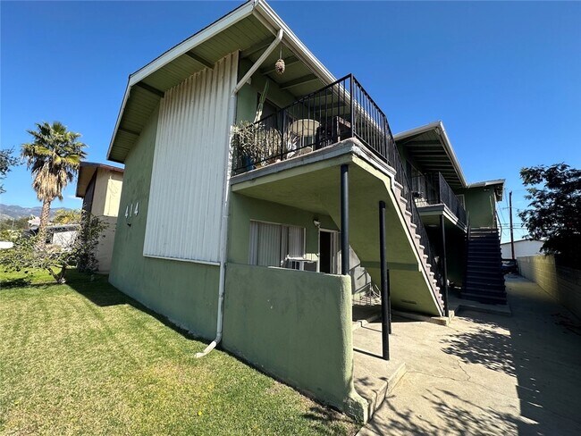 Building Photo - 414 N San Gabriel Ave