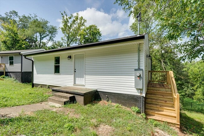Building Photo - Charming 2-Bedroom Home in Chattanooga  – ...