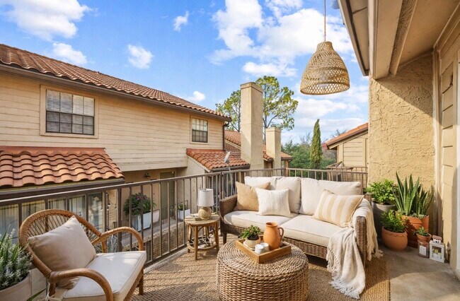 Building Photo - 4777 Cedar Springs Rd