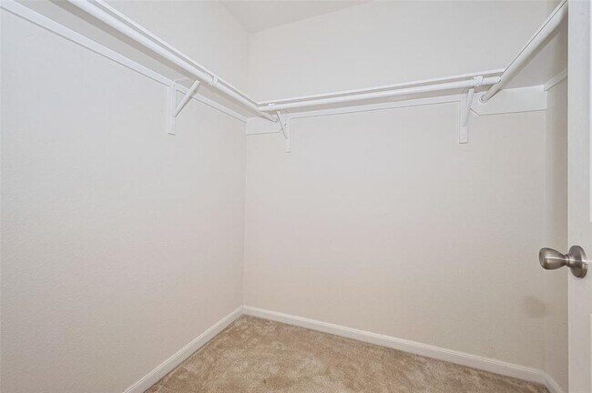 Building Photo - 25406 Cheshire Knoll St