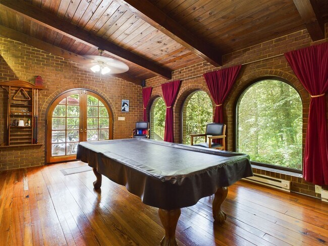 Building Photo - 5301 Bemiss Ct