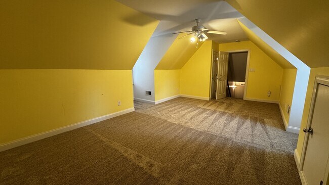 Building Photo - 441 Candlewood Dr