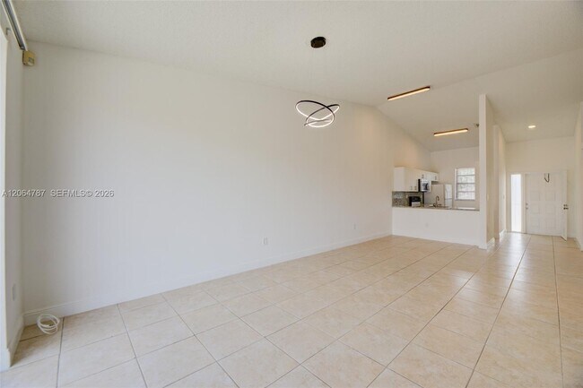 Building Photo - 6707 NW 193rd Ln
