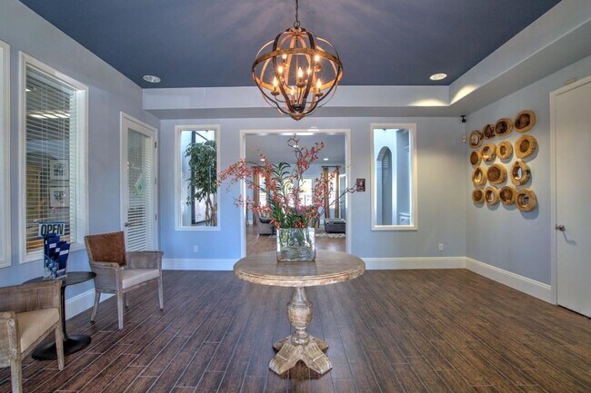 Building Photo - 921 Jasmine Parke Dr