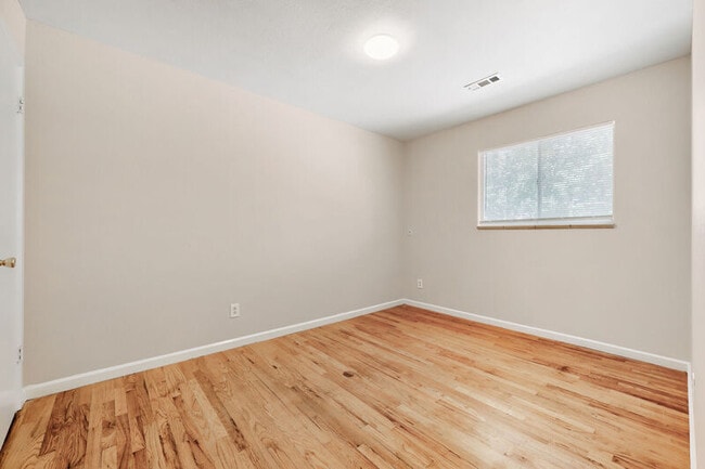Building Photo - 53 McBurney Blvd