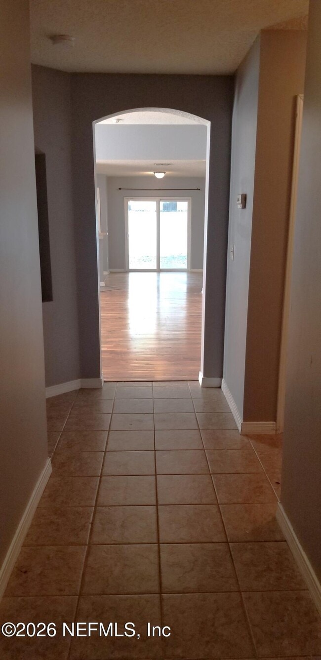 Building Photo - 837 Broxton St