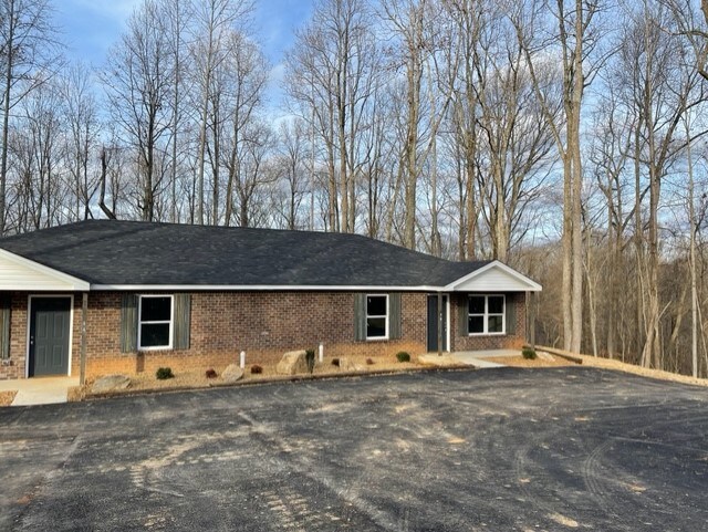 Building Photo - 69 McMurtry Rd