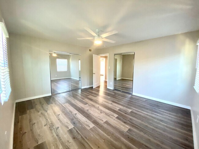 Building Photo - 4BR / 2BA on East Falls w/ Driveway Parking!