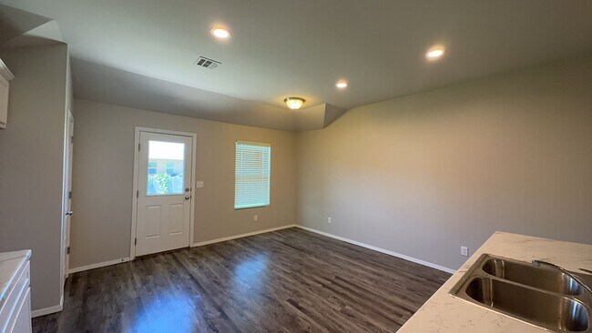 Building Photo - 13990 S Lansing Ave