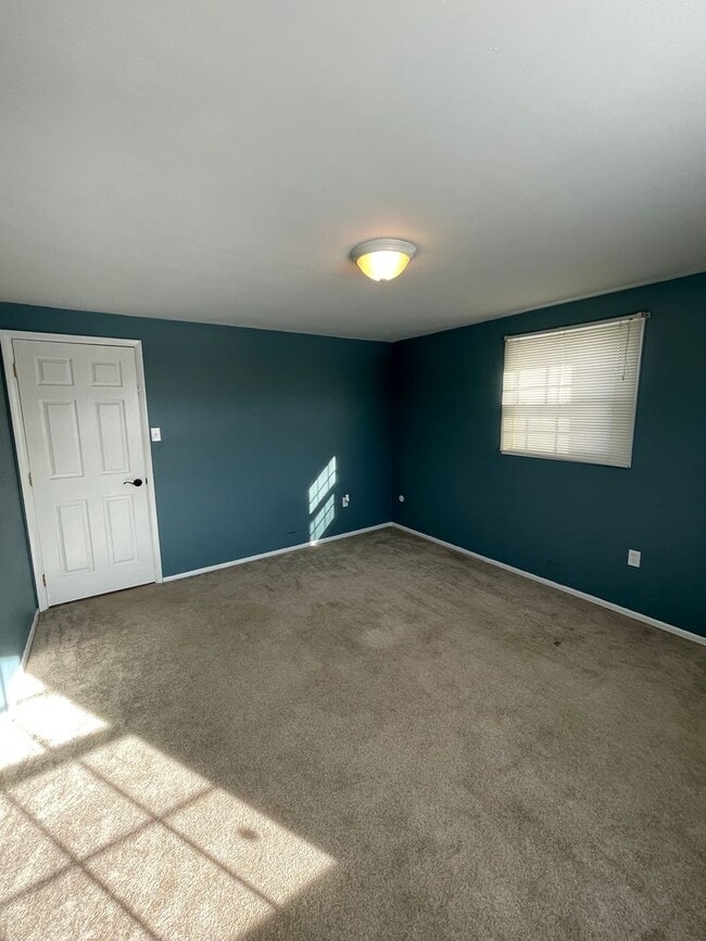 Building Photo - 120 Scottsdale Dr