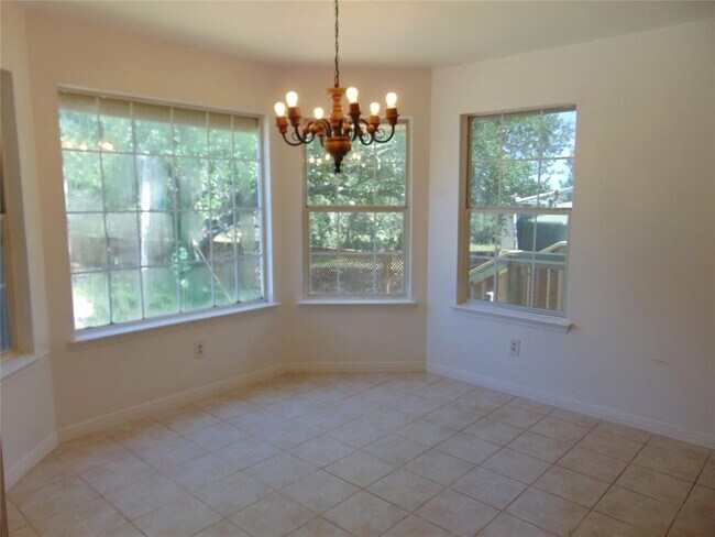 Building Photo - 805 Barton Creek Dr