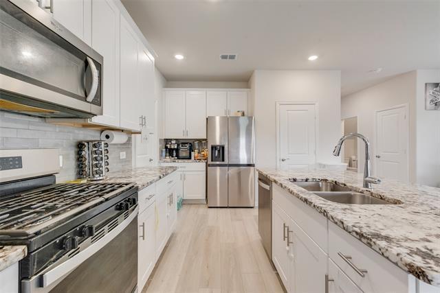 Building Photo - 808 Seagram Trl