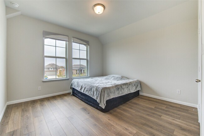 Building Photo - 12202 Bell County Ct