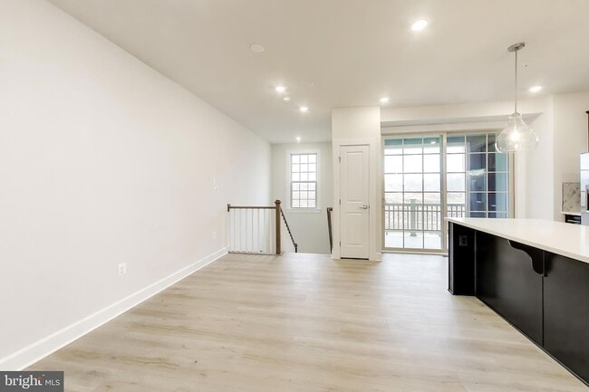 Building Photo - 1774 Ml Br Dr