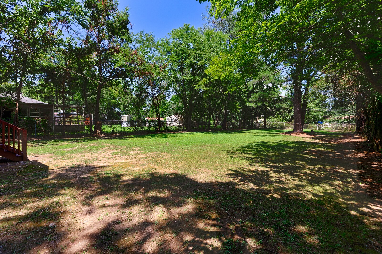 Building Photo - 914 Linwood Dr NW