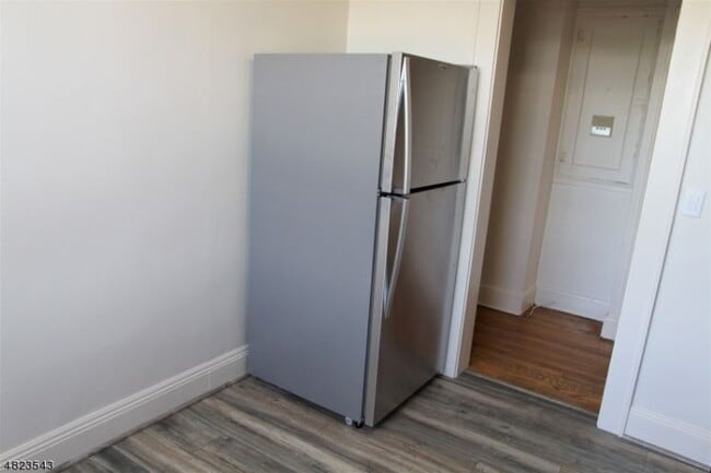 Building Photo - 503 Carleton Rd