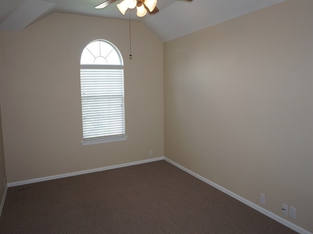 Building Photo - 2844 S Serrano