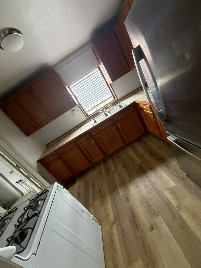 Building Photo - 1402 Worth St SW