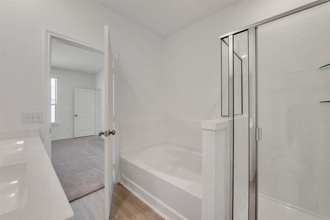 Building Photo - 339 Lippizan Dr