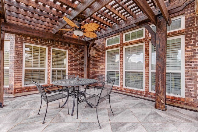 Building Photo - 20307 Cortina Valley Dr