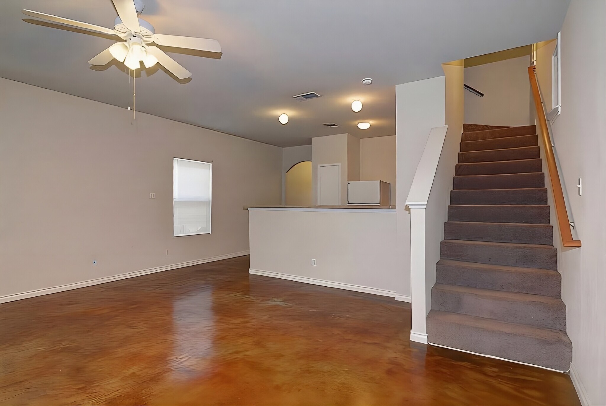 Building Photo - 7818 Kingsbury Wood