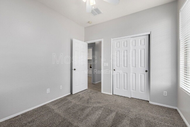 Building Photo - 18545 W Paseo Way