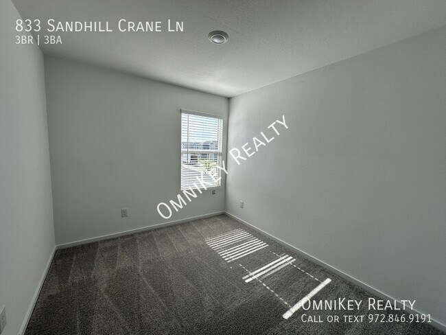 Building Photo - 833 Sandhill Crane Ln