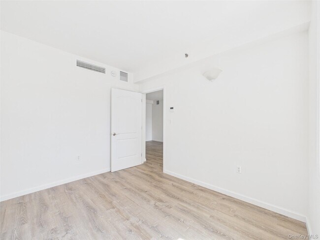 Building Photo - 97-30 64th Ave