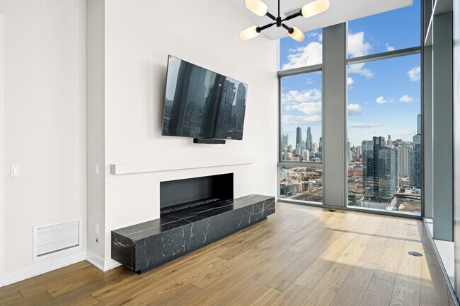 Building Photo - 1114 W Carroll Ave