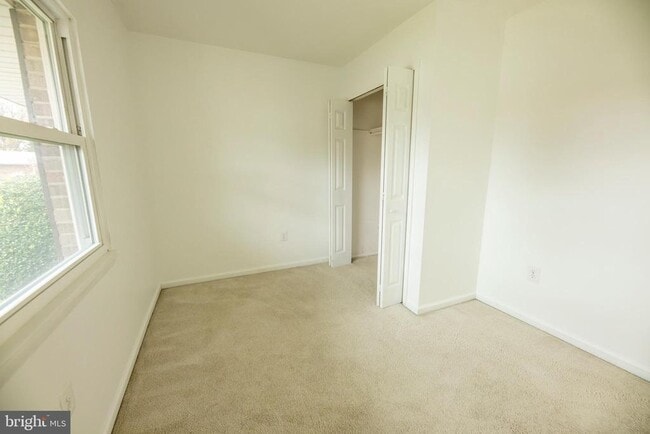 Building Photo - 6017 Walhaven Dr